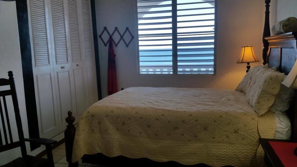 Coconut Palms Inn رينكون المظهر الخارجي الصورة
