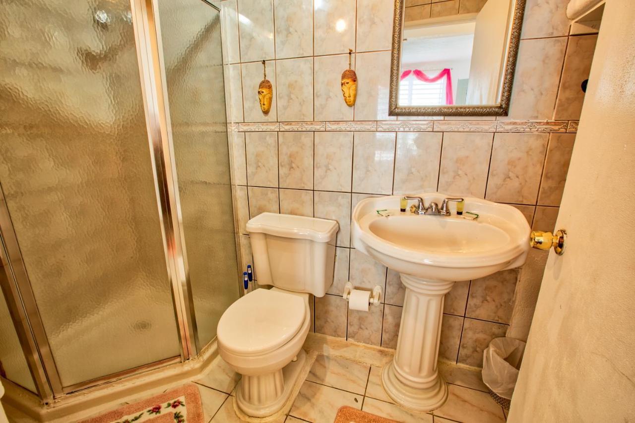 Coconut Palms Inn رينكون المظهر الخارجي الصورة